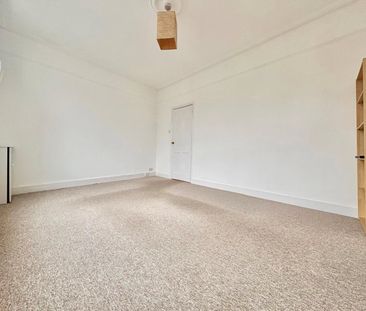 Staines Road, Twickenham, TW2 5AH - Photo 4