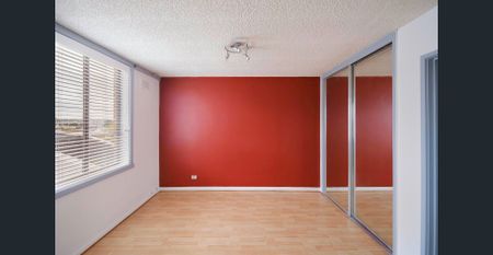 Great Location - Photo 2