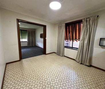 Low Maintenance Family Home - Photo 3