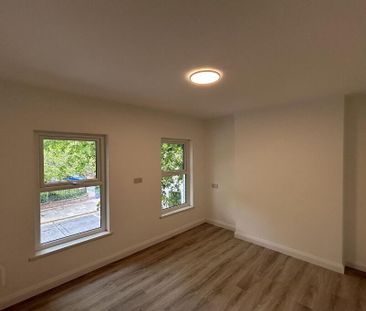 2 Donegall Avenue, Belfast, BT12 6LX - Photo 5