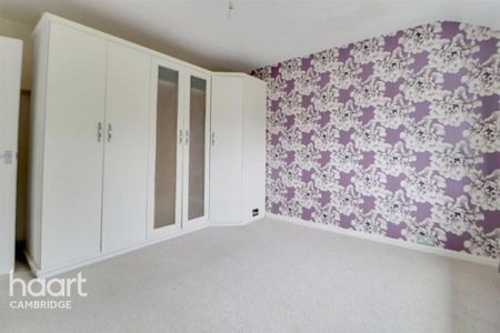 3 bedroom end of terrace house to rent - Photo 4