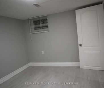 For Lease - 226 Church Street, Toronto, Ontario - Photo 6
