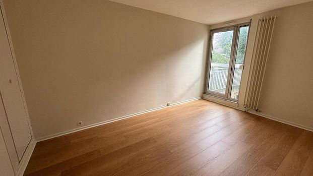 Location Appartement 4 pièces 99m² CHAMALIERES 63400 - Photo 1