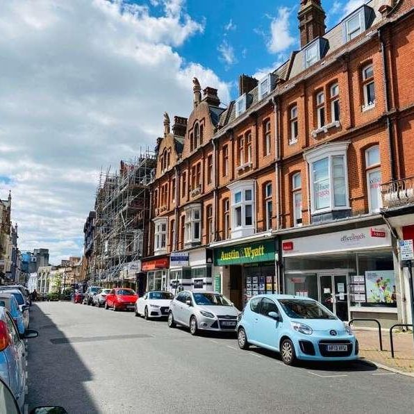 Old Christchurch Road, Bournemouth, BH1 - Photo 1