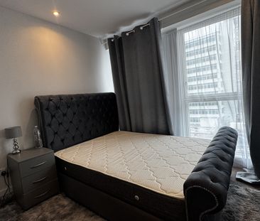 2 Bed Flat, Leon House, CR0 - Photo 5