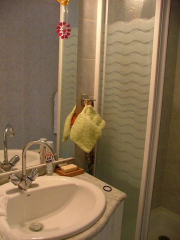 STUDIO meublé d'env. 36 m² - Photo 4