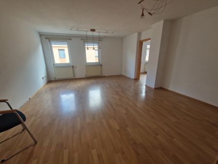 RUHIGE SCHÖNE 3 ZIMMERWOHNUNG- NÄHE BRÜNNERSTRASSE - Garagenplatz - Foto 4