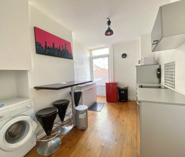 A LOUER T2 MEUBLE DE 56M² - Photo 2