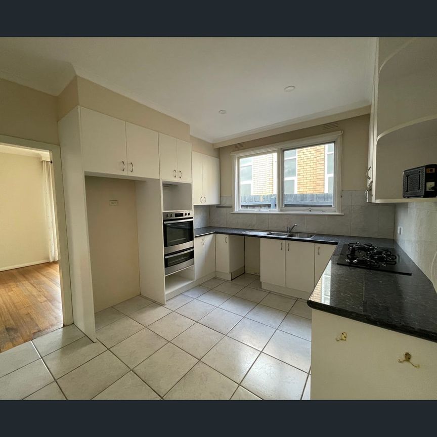 1/303 GLEN EIRA ROAD, Caulfield North, Vic 3161 - Photo 1