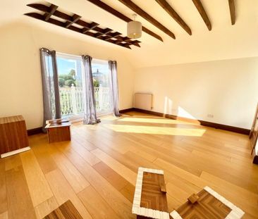 6 bedroom detached house to rent - Photo 2