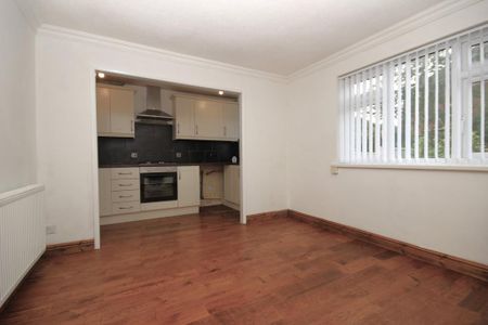 1 bedroom semi-detached house to rent - Photo 3