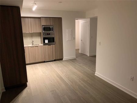 For Lease - 11 Wellesley Street Unit# 3206, Toronto, Ontario - Photo 2