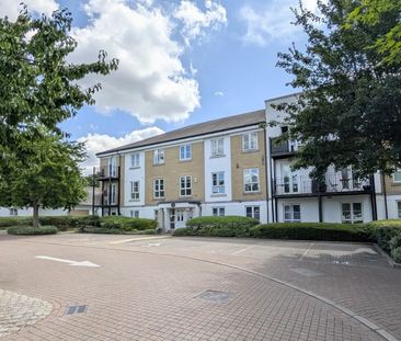 Tudor Way, Woking, Surrey, GU21 - Photo 6