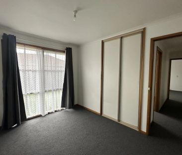 Great Family Home in a Convenient Location - Photo 3