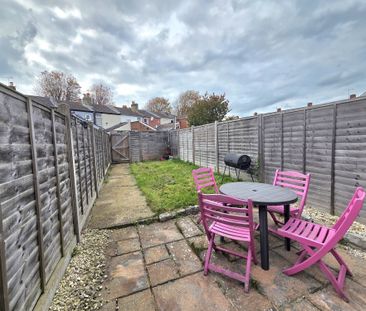 Hambrook Road, Gosport - Photo 4