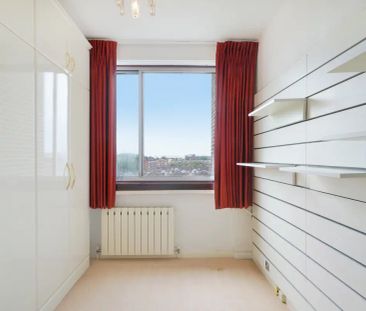 4 bedroom flat in 7-9 Avenue Road - Photo 6