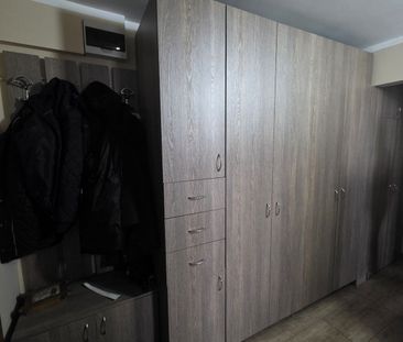 Inchiriere apartament cu 2 camere, Cetate, langa Liceul Sportiv, COMIS - Photo 3