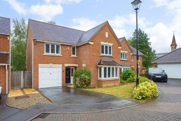 4 bedroom detached house to rent - Photo 1