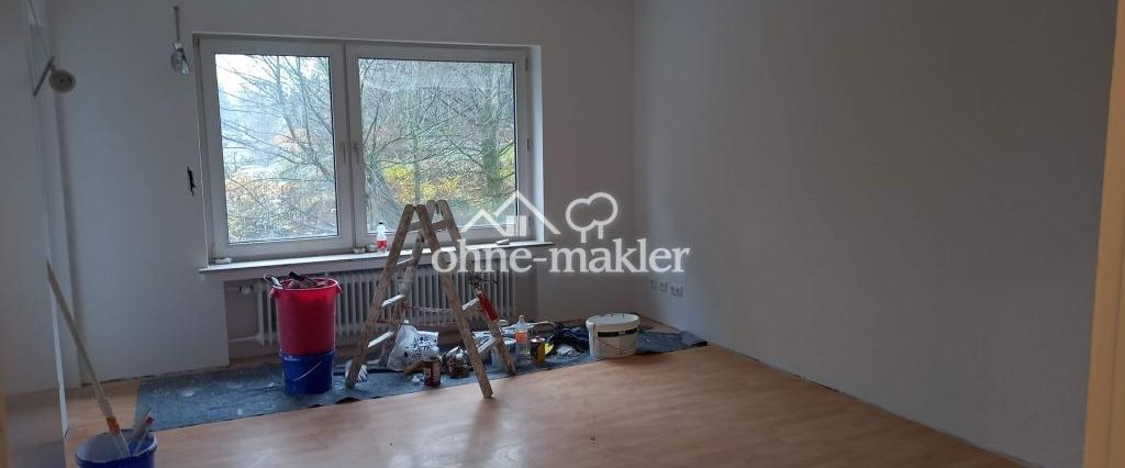 Helle, sanierte 4-ZKBWC mit Balkon, neuer Küche & Stellplatz – 83 m², Paderborn-Sennelager - Photo 1