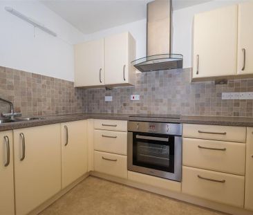 1 bedroom retirement property to rent - Photo 6