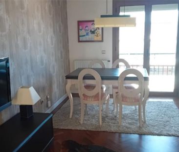 Piso de alquiler en De Sagastieder Ibilbidea, 5, Intxaurrondo - Photo 2