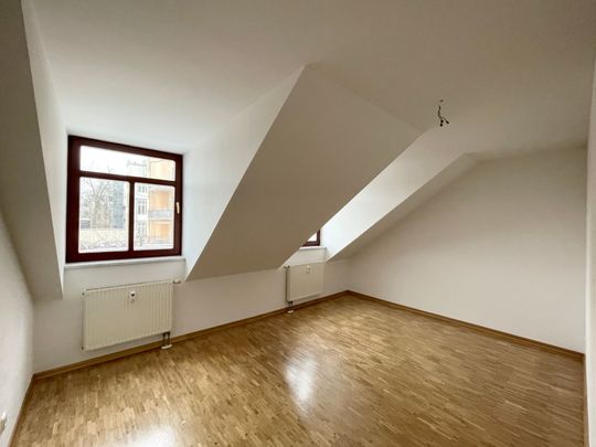 Äußere Neustadt: Dachgeschoss + Parkett + EBK! - Photo 1