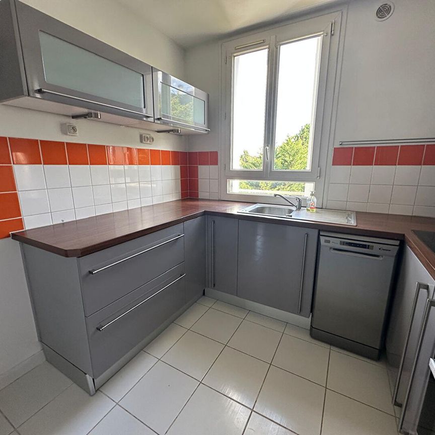 Appartement 4 pièces Hauts de Chatou, - Photo 1
