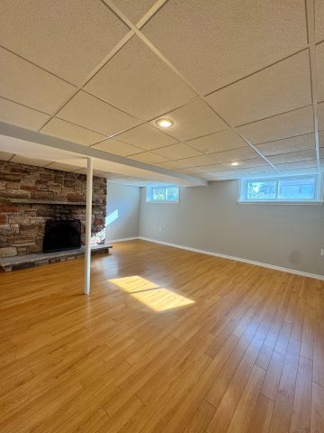 For Lease - 205 Talbot Crescent, Newmarket, Ontario - Photo 3