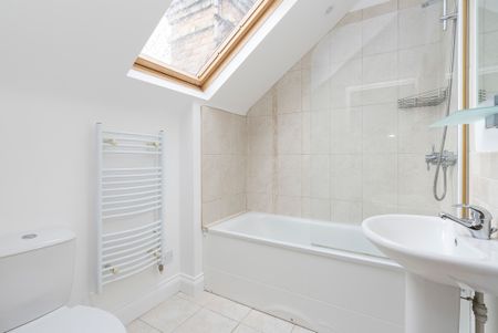 Rothes Road, Dorking - 4 bedrooms Property for lettings - Seymours - Photo 5