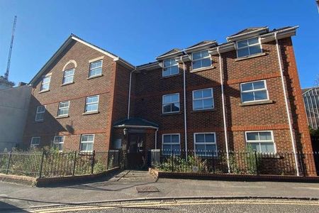 Stanshawe Court, Stanshawe Road, Reading, RG1 - Photo 3