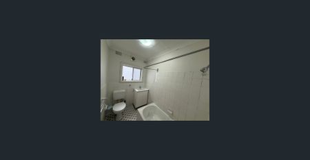 2 bed on ground floor - Photo 5