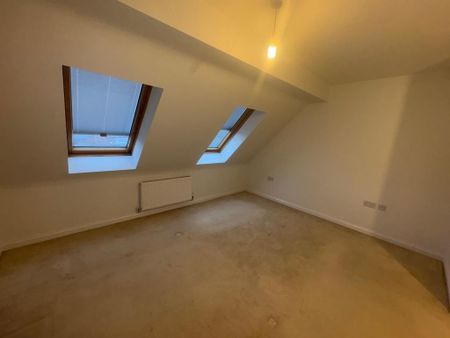 3 bedroom terraced house to rent - Photo 4