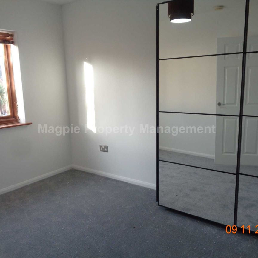 Price £825 pcm - Available 07/11/2025 - Unfurnished - Photo 1