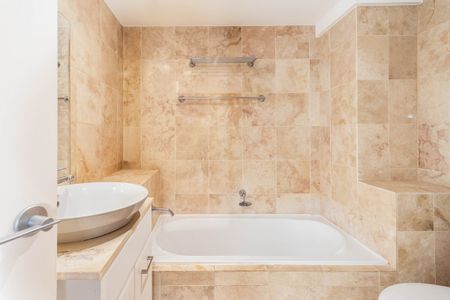 7/30-32 Kings Cross Road, Potts Point NSW 2011 - Apartment For Rent | Domain - Photo 3