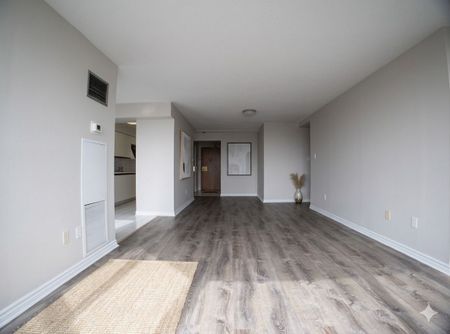 For Lease - 3233 Eglinton Avenue Unit# 1605, Toronto, Ontario - Photo 4