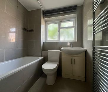 2 bedroom ground floor maisonette to rent - Photo 4