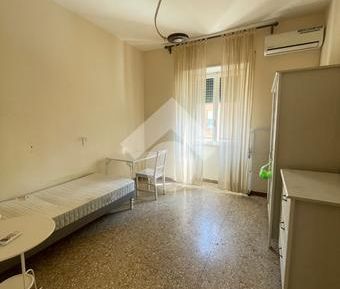 Monolocale in affitto - Photo 1