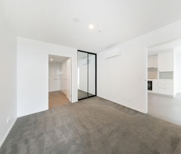 Stylish 2-Bedroom Apartment with Resort-Style Amenities - Photo 1