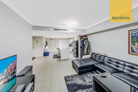 2Bedrooms, 2Bathrooms - Photo 2