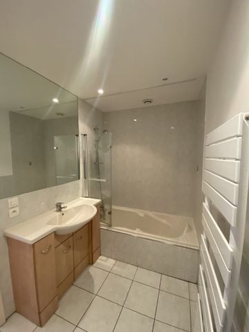 Location Appartement 3 pièces 64m² SCHILTIGHEIM 67300 - Photo 2