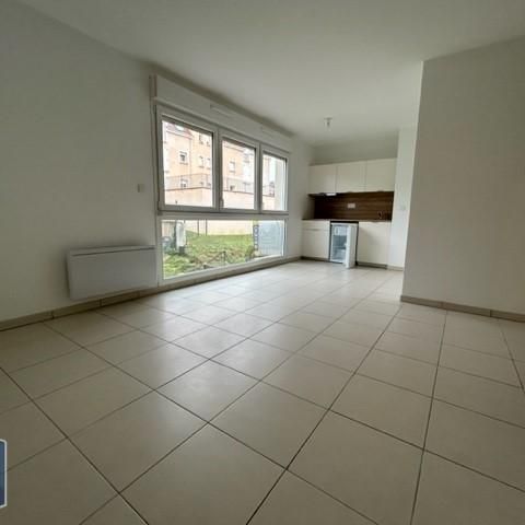 Location Appartement 1 pièce 31m² CHATEAU THIERRY 02400 - Photo 1