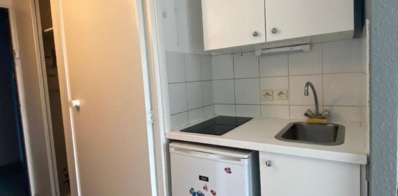 Location Appartement 1 pièce 18m² STRASBOURG 67000 - Photo 2