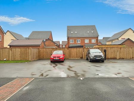 2 bedroom semi-detached house to rent - Photo 3