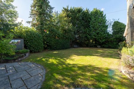 4 bedroom detached house to rent - Photo 4