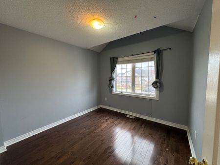 For Lease - 4814 Thomas Alton Boulevard, Burlington, Ontario - Photo 3