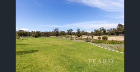 Near New!!! Secure Property - Photo 5