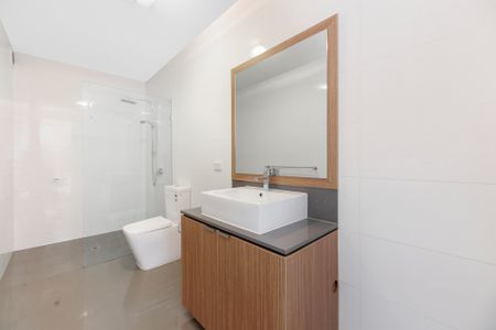 204/77-79 Poath Road, Murrumbeena - Photo 3