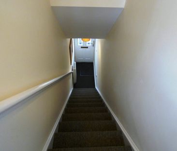 Flat to rent on - Photo 5