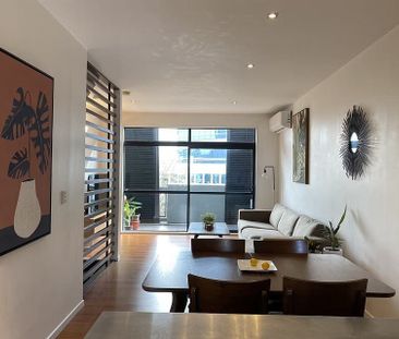 Modern 163m2 three bedroom townhouse for rent CBD - Photo 3