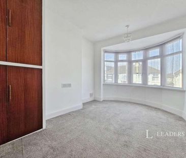 Virginia Park Road, Gosport, PO12 - Photo 4